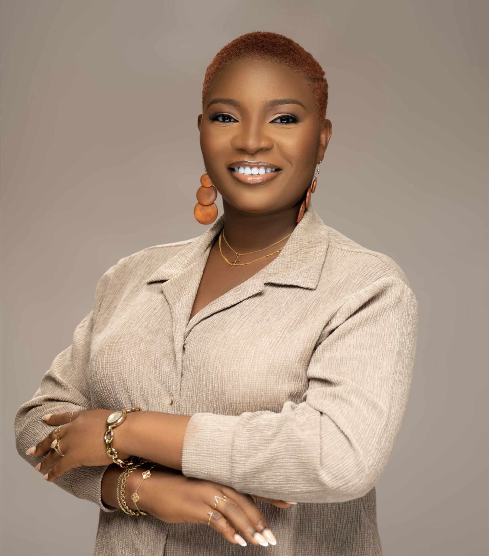 Professional headshot session by De Whyt Studios
